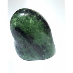 حجر خام روبي الزوزيت